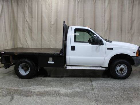 Used 2000 Ford F350 4x4 Regular Cab DRW Super Duty image 2
