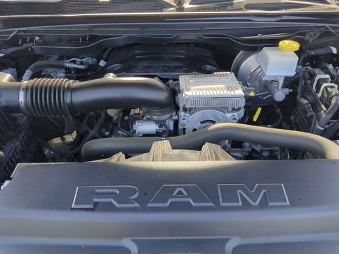 Used 2023 RAM 1500 Laramie RWD image 33