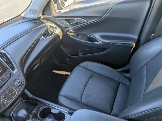 Used 2024 Chevrolet Malibu LT FWD image 16