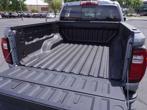 New 2026 GMC Canyon Elevation w/ Convenience Package RWD image 8