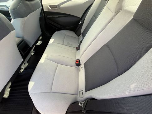 Certified 2022 Toyota Corolla L image 28