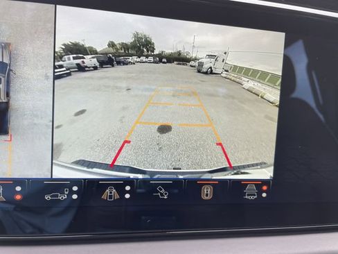 Used 2024 GMC Sierra 2500 Denali Ultimate image 30