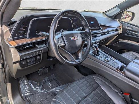 Used 2023 Cadillac Escalade Premium Luxury Platinum AWD/4WD image 9