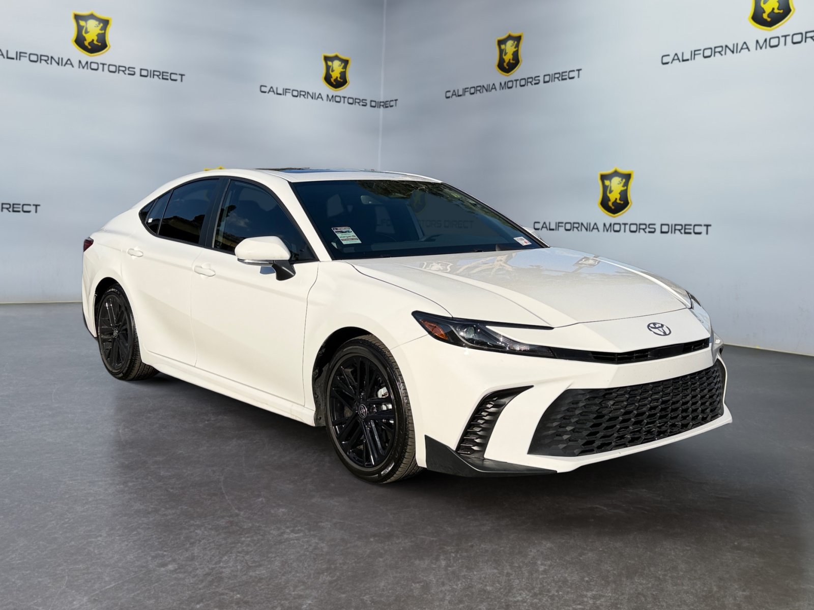 Used 2026 Toyota Camry SE w/ Multimedia Upgrade Package FWD image 7