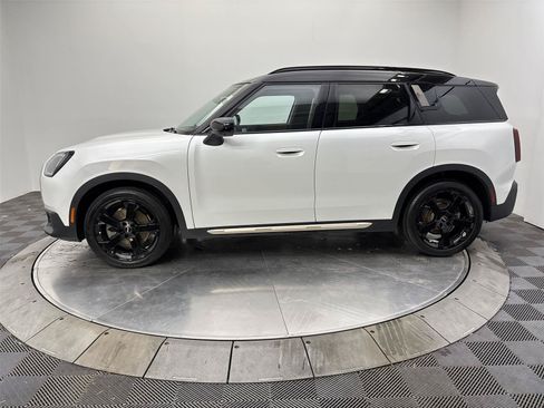 Used 2025 MINI Cooper Countryman S w/ Comfort Package Max AWD/4WD image 16