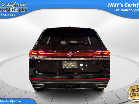 Used 2025 Volkswagen Atlas SE image 7