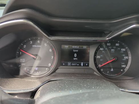 Used 2023 Chevrolet TrailBlazer LT image 3