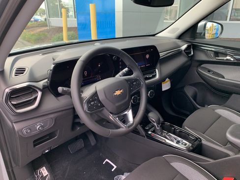 New 2026 Chevrolet TrailBlazer LT w/ Convenience Package image 17