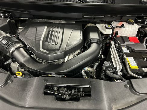 Used 2024 Chevrolet Traverse Z71 w/ LPO, Floor Liner Package AWD/4WD image 27