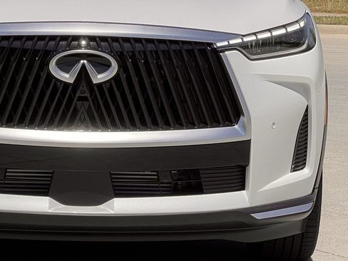 New 2027 INFINITI QX60 Luxe FWD image 8