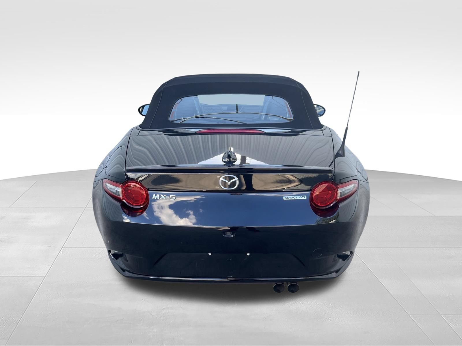 Used 2023 MAZDA MX-5 Miata Grand Touring RWD image 7