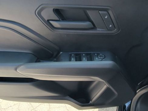 Used 2023 Chevrolet Colorado Trail Boss w/ Technology Package AWD/4WD image 24
