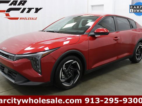 Used 2025 Kia K4 EX image 1