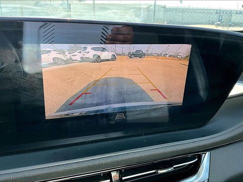 Used 2024 Buick Envista Sport Touring w/ Advanced Safety Package image 31