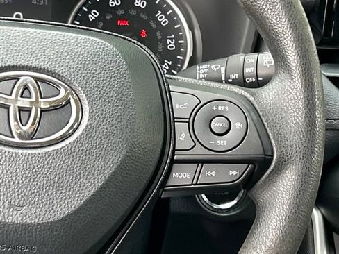 Used 2020 Toyota RAV4 XLE w/ All Weather Liner Package AWD/4WD image 52