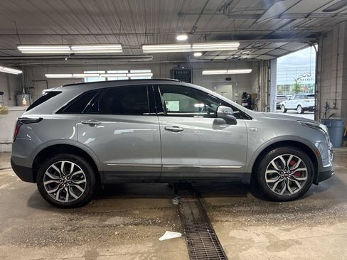 Used 2024 Cadillac XT5 Sportv w/ Technology Package AWD/4WD image 6