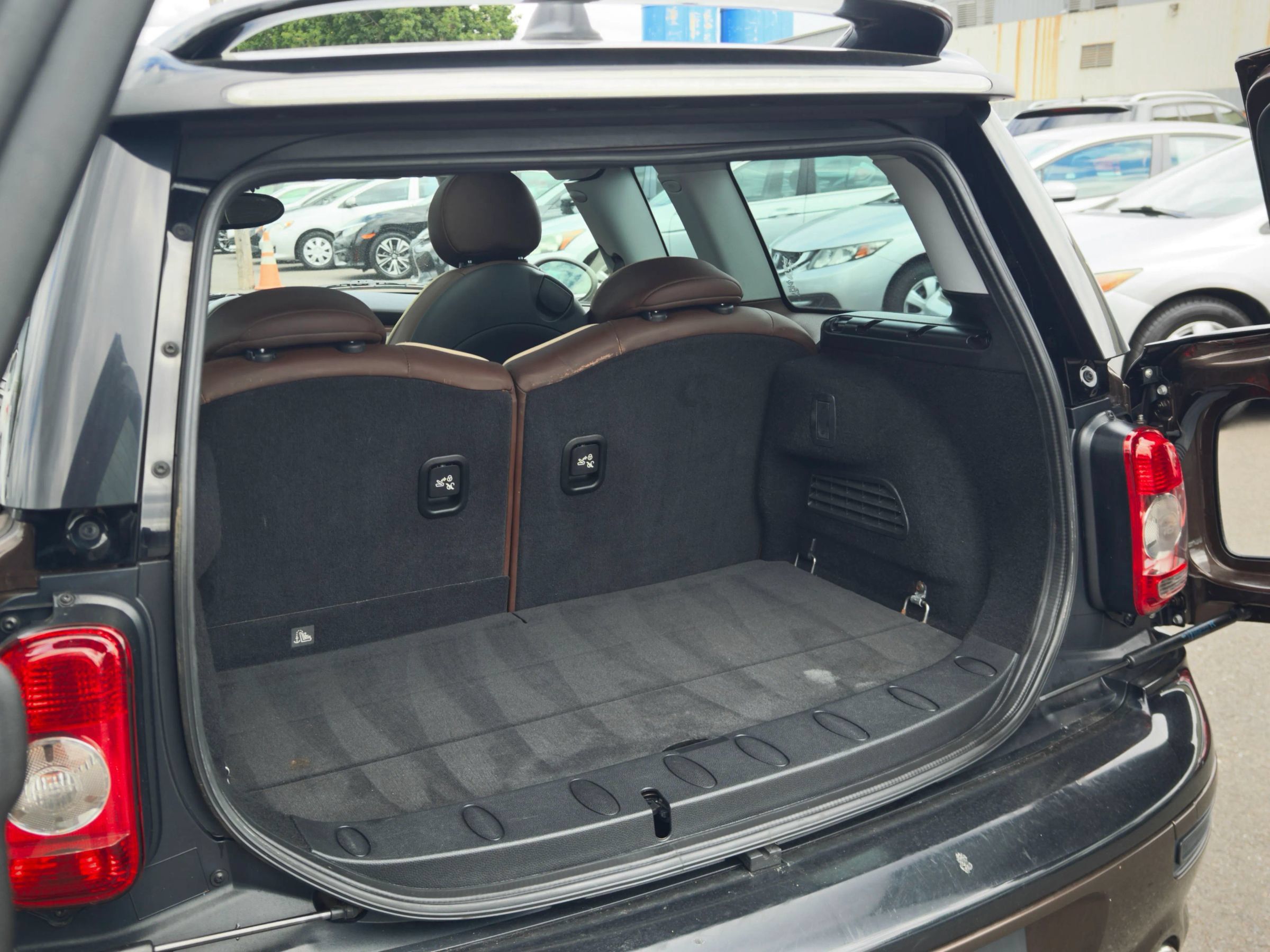 Used 2009 MINI Cooper Clubman S FWD image 45