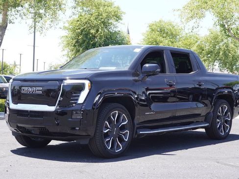 New 2025 GMC Sierra EV Denali image 4