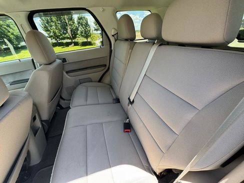 Used 2011 Ford Escape XLT FWD image 20