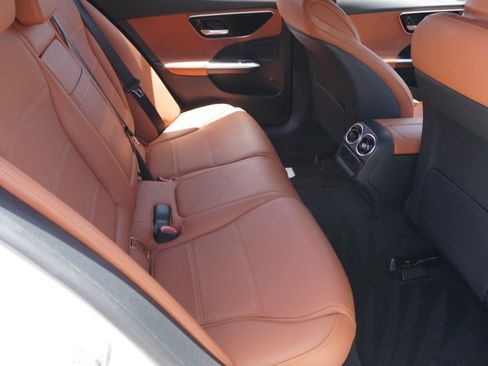 Used 2024 Mercedes-Benz C 300 Sedan image 32