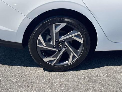 Certified 2025 Hyundai Elantra Sport FWD image 7
