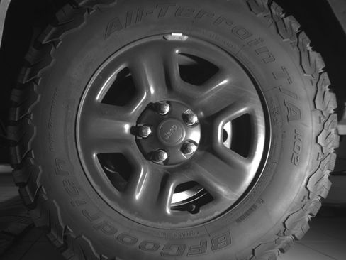 Used 2018 Jeep Wrangler Unlimited Sport AWD/4WD image 14