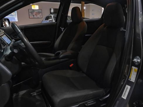 Used 2022 Honda HR-V Sport image 25