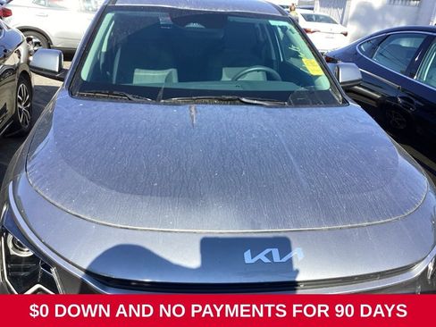 Used 2025 Kia Niro LX FWD image 2