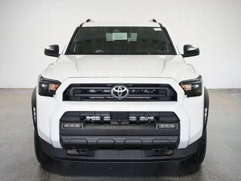 New 2026 Toyota 4Runner SR5 AWD/4WD image 2