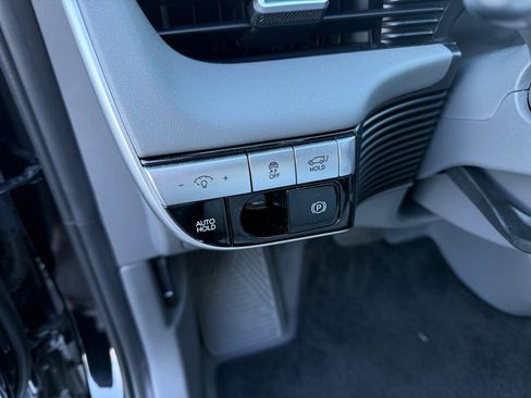 Certified 2024 Hyundai Ioniq 5 Limited image 32