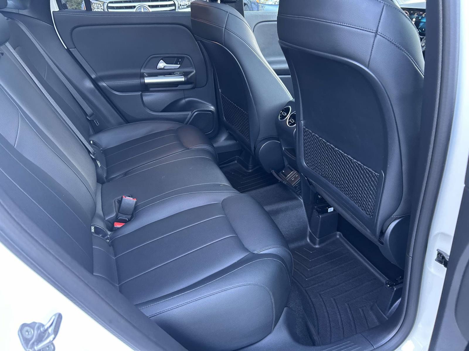 Used 2021 Mercedes-Benz GLA 250 4MATIC image 43