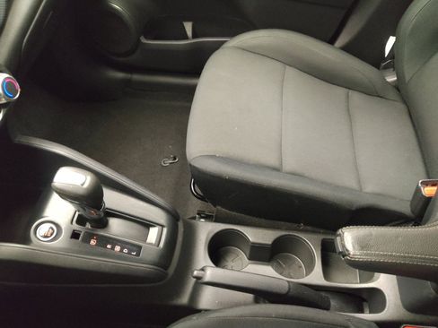 Used 2024 Nissan Kicks S image 26