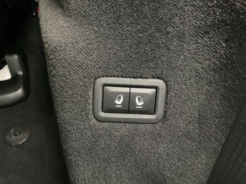 Used 2022 Jeep Grand Wagoneer Series II image 64