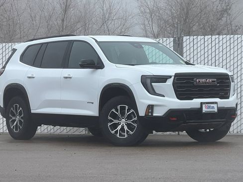 New 2026 GMC Acadia AT4 w/ Luxury Package image 2