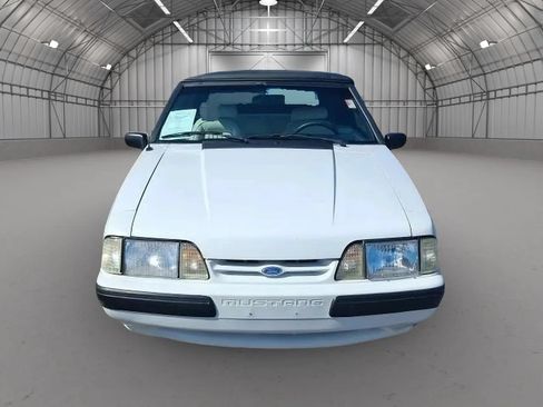 Used 1990 Ford Mustang LX RWD image 9