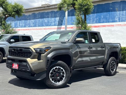New 2026 Toyota Tacoma TRD Off-Road AWD/4WD image 2