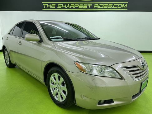 Used 2007 Toyota Camry V6 image 2