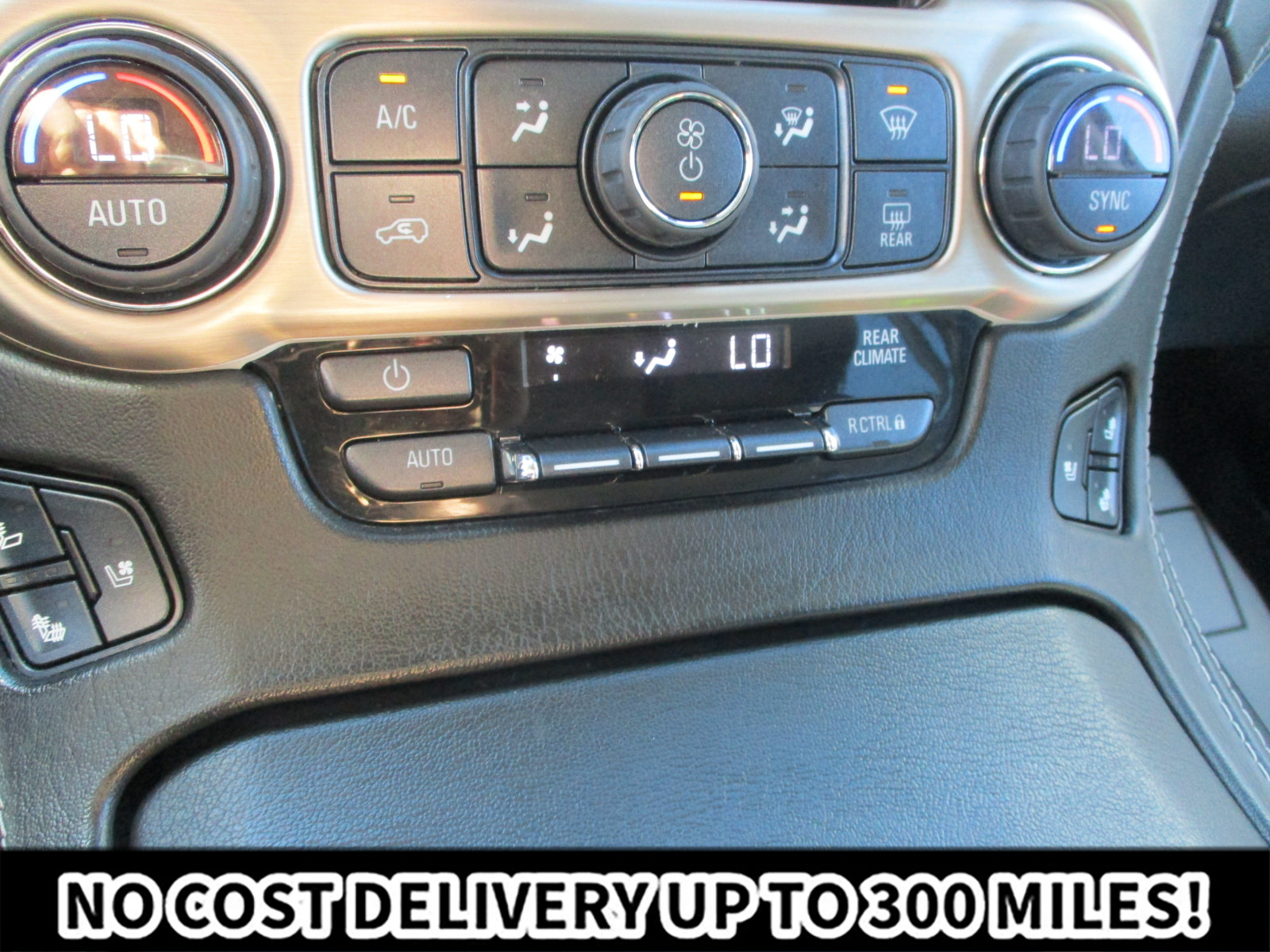 Used 2017 GMC Yukon Denali AWD/4WD image 29