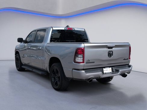 Used 2022 RAM 1500 Big Horn AWD/4WD image 3