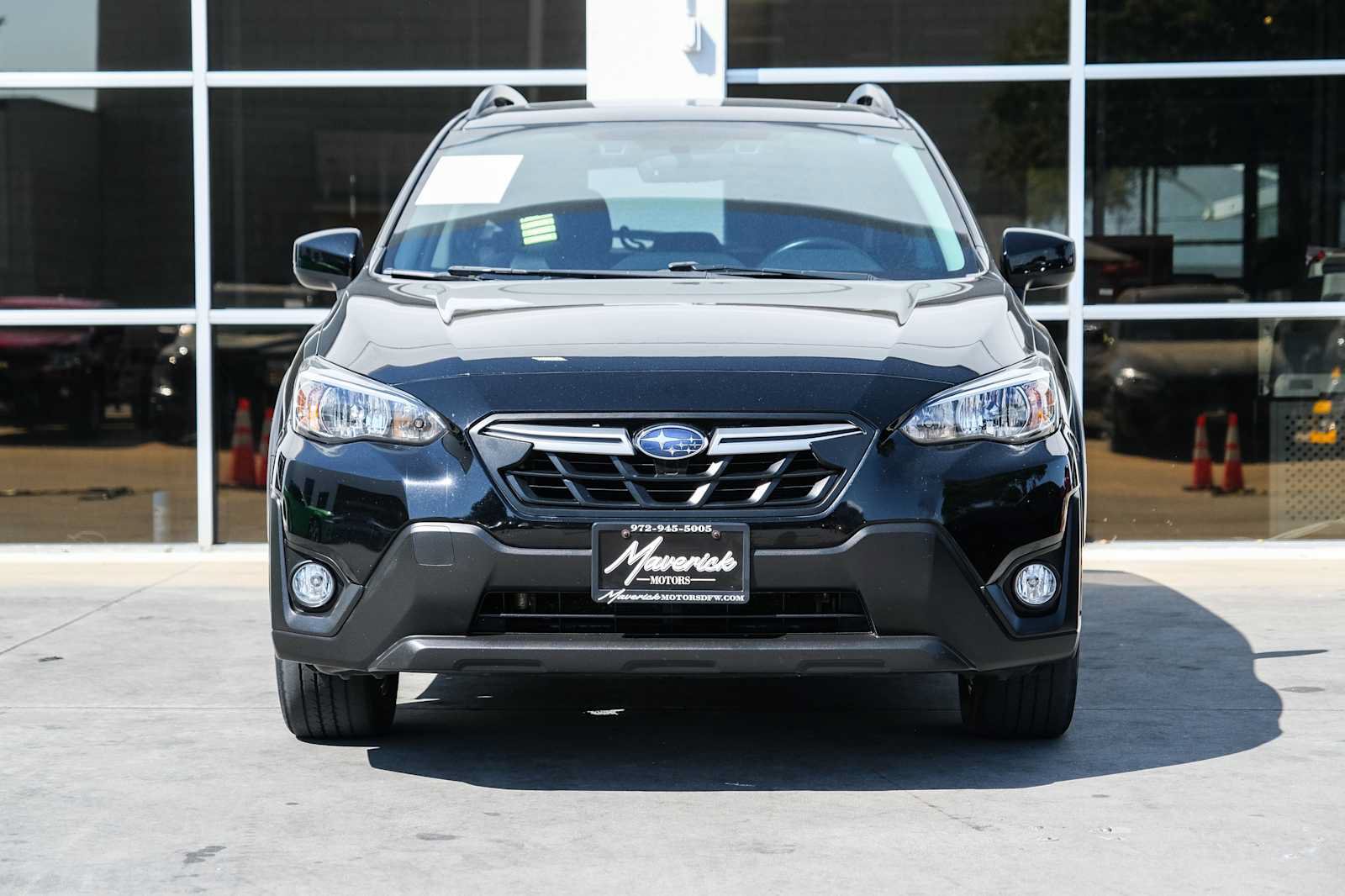 Used 2021 Subaru Crosstrek 2.0i Premium w/ Moonroof Package AWD/4WD image 2