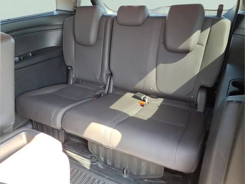 Used 2018 Honda Odyssey Touring image 23