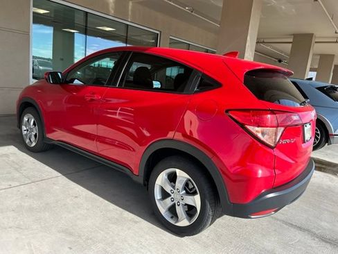 Used 2016 Honda HR-V EX image 4