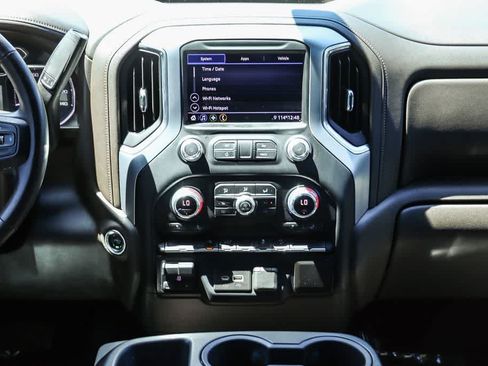Used 2020 GMC Sierra 1500 Elevation w/ Elevation Value Package AWD/4WD image 20