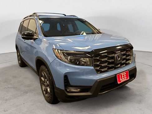 Used 2024 Honda Passport TrailSport image 7
