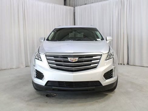 Used 2018 Cadillac XT5 Luxury w/ Driver Awareness Package FWD image 38