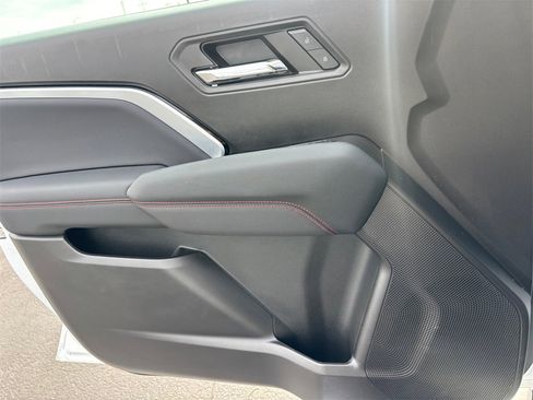 Certified 2024 Chevrolet Colorado Z71 w/ Z71 Convenience Package 2 image 23