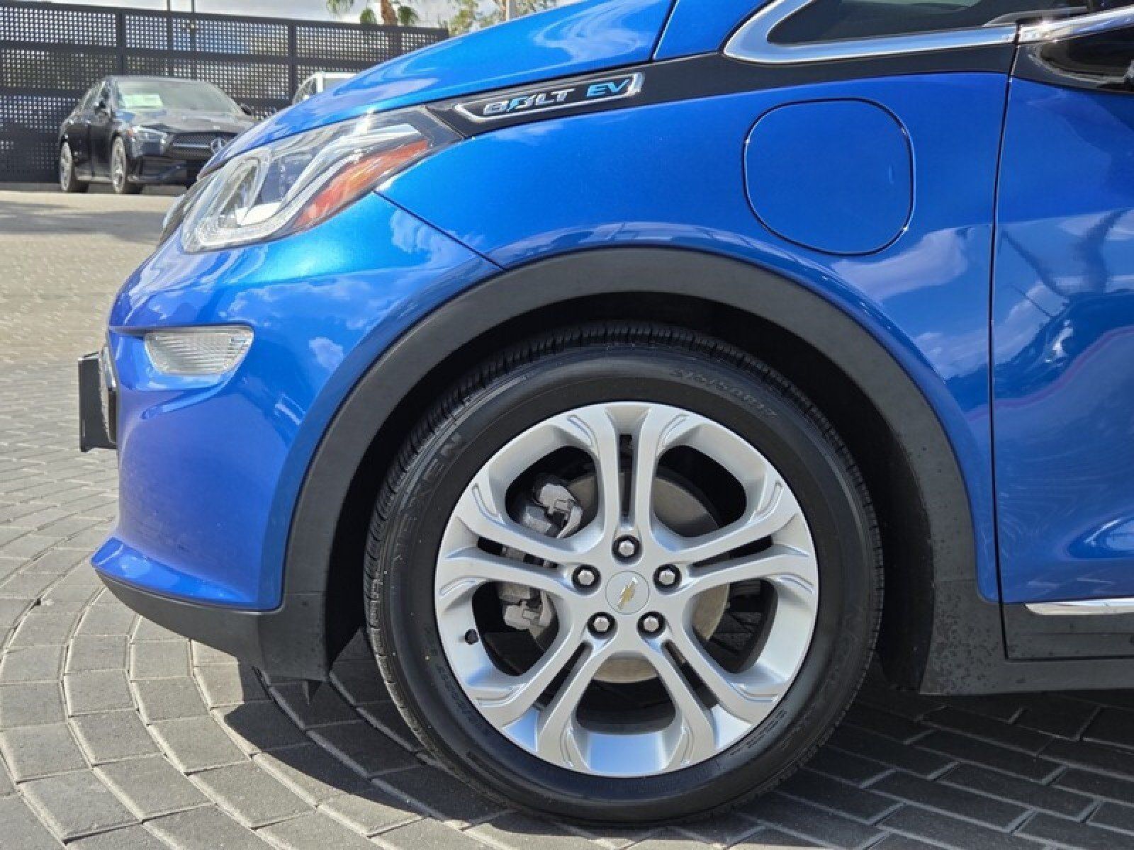 Used 2020 Chevrolet Bolt LT FWD image 12
