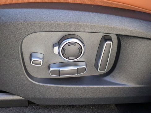 New 2026 Jaguar F-PACE R-Dynamic S image 22