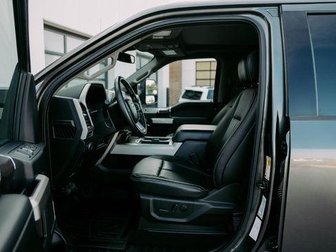 Used 2020 Ford F250 Lariat image 16