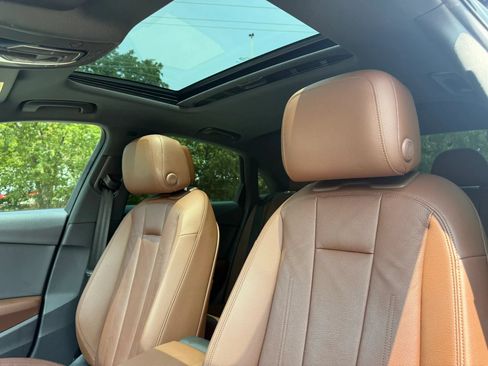 Used 2018 Audi A4 2.0T Ultra Premium w/ 18" Wheel Package FWD image 10